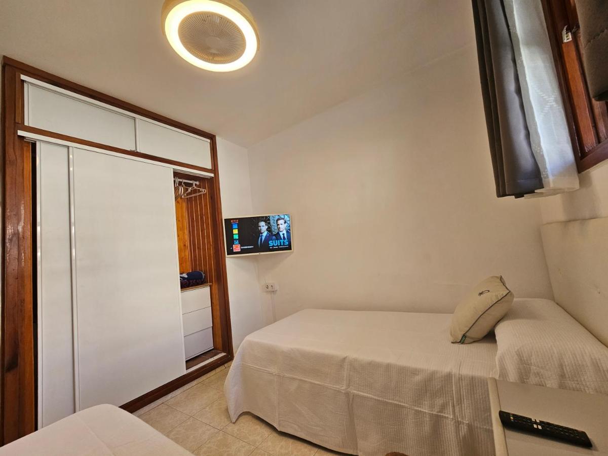 Fayser 108 Beachfront With Direct Pool Access From Terrace Arona  Εξωτερικό φωτογραφία